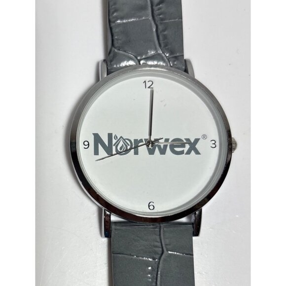 Norwex Watch With Alligator Pattern Strap & Silver Case Unisex - Picture 2 of 6